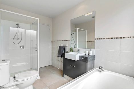 Photo of property in 11 Kouras Place, Flat Bush, Auckland, 2016