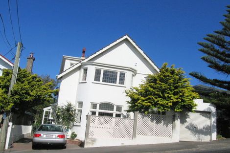 Photo of property in 17 Thompson Street, Mount Cook, Wellington, 6011