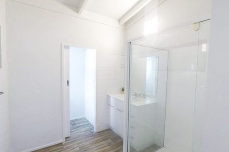 Photo of property in 10 Stuart Place, Blagdon, New Plymouth, 4310