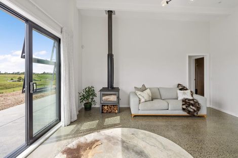 Photo of property in 49 Honey Road, Otaua, 2683