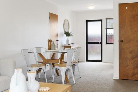 Photo of property in 1/11 Robins Road, Judea, Tauranga, 3110