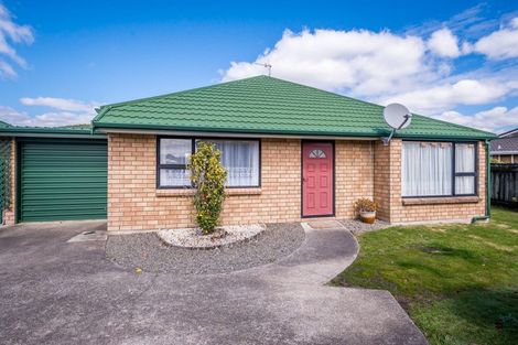 Photo of property in 54a Arawhata Road, Paraparaumu, 5032