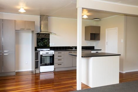 Photo of property in 16 Lipscombe Crescent, Havelock North, 4130