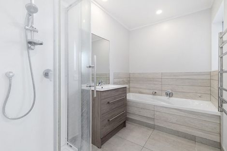 Photo of property in 36a Puriri Road, Pukekohe, 2120