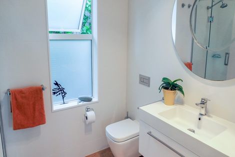 Photo of property in 9 Ruskin Road, Newlands, Wellington, 6037