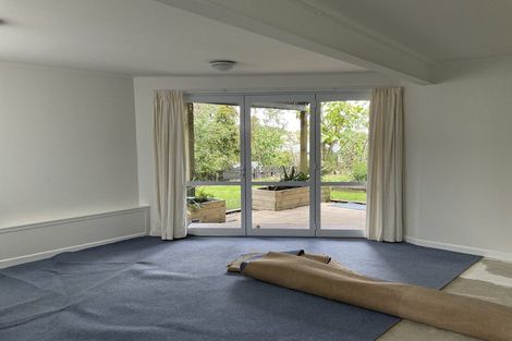 Photo of property in 22a Knightsbridge Drive, Forrest Hill, Auckland, 0620