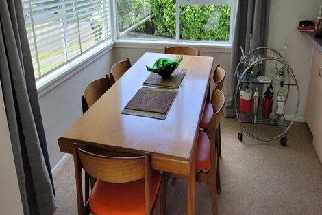 Photo of property in 7 Margaret Place, Merrilands, New Plymouth, 4312