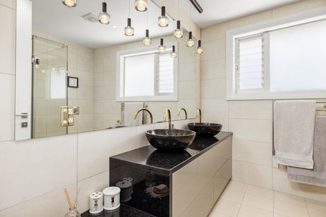 Photo of property in 2/14 First Avenue, Avenues, Whangarei, 0110