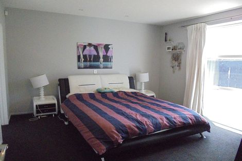 Photo of property in 25 Brookwater Avenue, Northwood, Christchurch, 8051