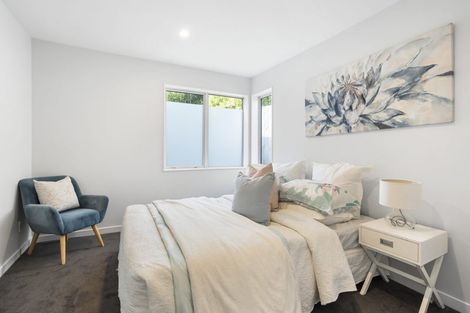 Photo of property in 517 East Coast Road, Murrays Bay, Auckland, 0630