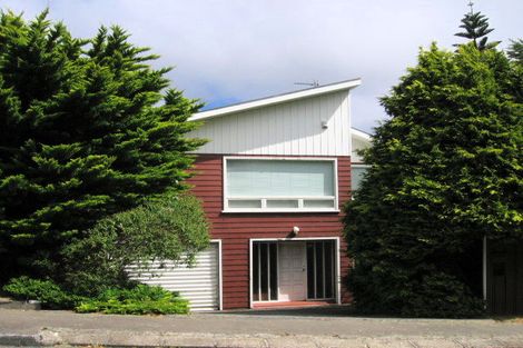 Photo of property in 1 Baffin Grove, Kingston, Wellington, 6021