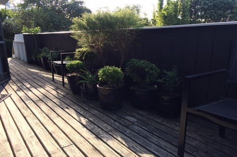 Photo of property in 215 Victoria Road, Devonport, Auckland, 0624