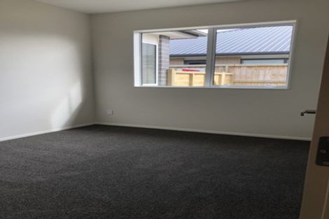 Photo of property in 11 Raymond Grace Avenue, Huapai, Kumeu, 0810