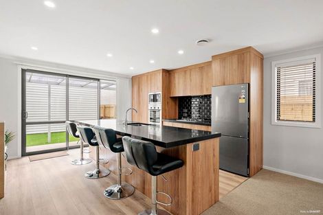 Photo of property in 30 Kauri Heart Avenue, Takanini, 2112