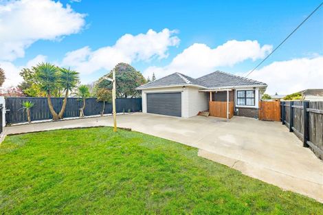 Photo of property in 5 Lloyd Avenue, Papatoetoe, Auckland, 2025