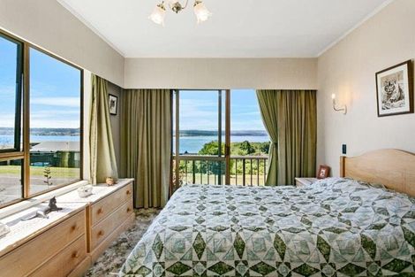 Photo of property in 90 Wakeman Road, Acacia Bay, Taupo, 3330