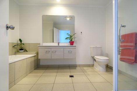 Photo of property in 24 Station Street, Hobsonville, Auckland, 0616