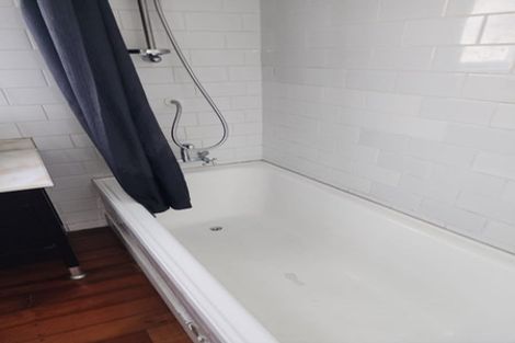 Photo of property in 177 Alf Access Road, Helensville, 0875