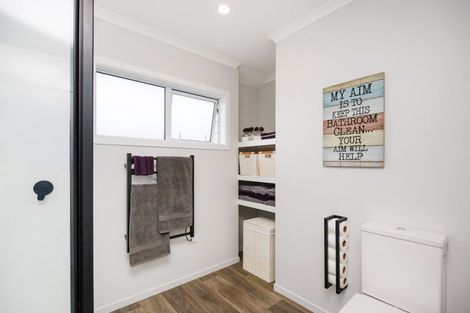 Photo of property in 15b Chamberlain Street, Feilding, 4702