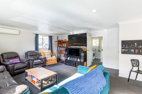 Photo of property in 2/22 Hobby Avenue, Birkdale, Auckland, 0626