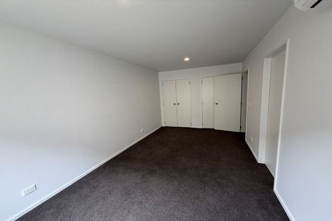 Photo of property in 106a Glanmire Road, Newlands, Wellington, 6037