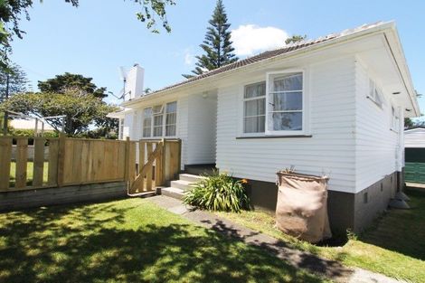 Photo of property in 27 Bowater Place, Manurewa, Auckland, 2102