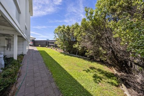 Photo of property in 18 Lighthouse Road, Bluff Hill, Napier, 4110
