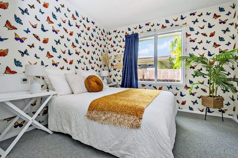 Photo of property in 5 Greendale Avenue, Avonhead, Christchurch, 8042