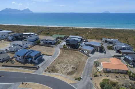 Photo of property in 147 Bream Bay Drive, Ruakaka, 0116