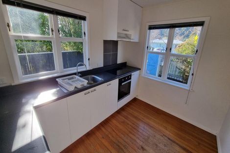 Photo of property in 331 Waiwhetu Road, Fairfield, Lower Hutt, 5011
