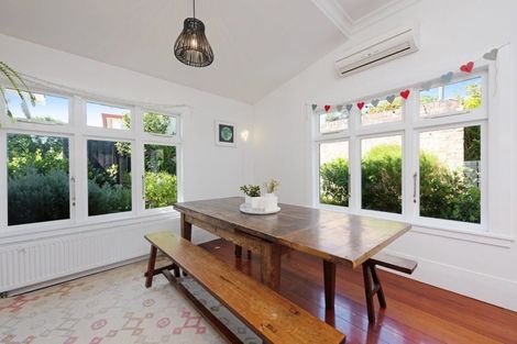 Photo of property in 225a Karori Road, Karori, Wellington, 6012