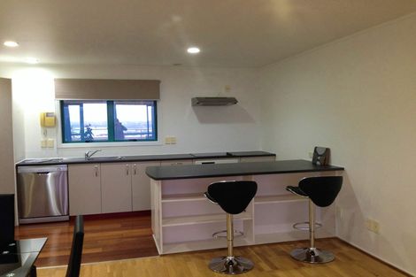 Photo of property in Santa Fe, 11/21 Day Street, Auckland Central, Auckland, 1010