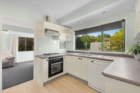 Photo of property in 6 Pararewa Drive, Whalers Gate, New Plymouth, 4310