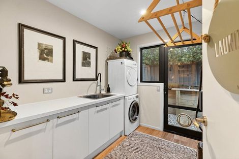 Photo of property in 47 Minaret Ridge, Wanaka, 9305