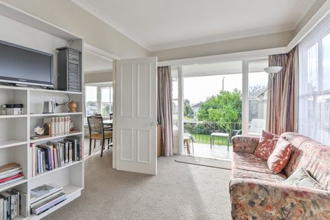 Photo of property in 72a Te Mata Road, Havelock North, 4130