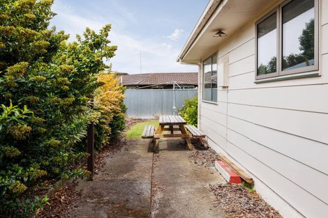 Photo of property in 1b John F Kennedy Drive, Milson, Palmerston North, 4414