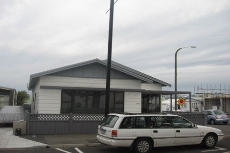 Photo of property in 399 Marine Parade, Napier South, Napier, 4110