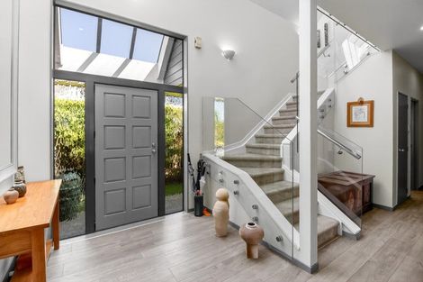 Photo of property in 28 Connemara Court, West Harbour, Auckland, 0618