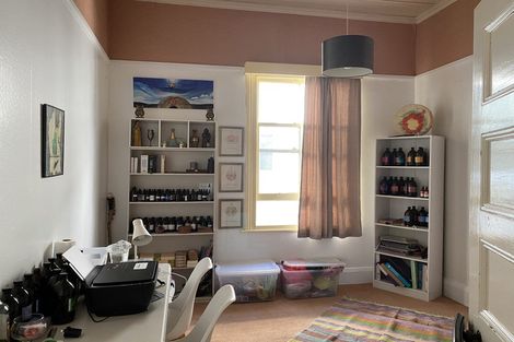 Photo of property in 18 Shoal Bay Road, Devonport, Auckland, 0624