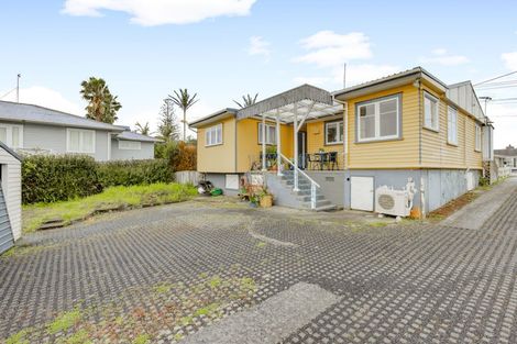 Photo of property in 96 Rosier Road, Glen Eden, Auckland, 0602