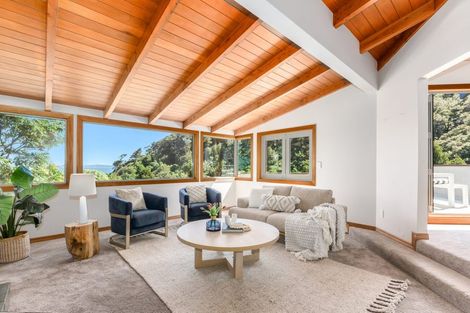 Photo of property in 130a Cheviot Road, Lowry Bay, Lower Hutt, 5013