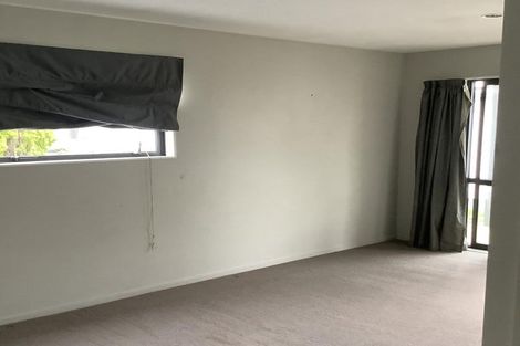 Photo of property in 18 Avonhead Road, Avonhead, Christchurch, 8042