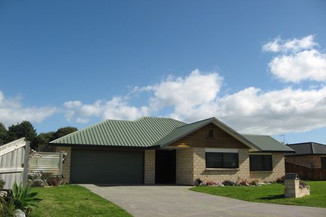 Photo of property in 12 Walnut Grove, Whakatane, 3120