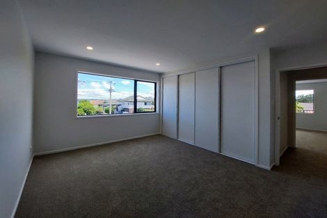 Photo of property in 122a Bucklands Beach Road, Bucklands Beach, Auckland, 2012
