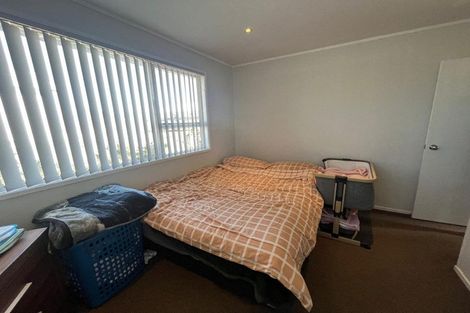 Photo of property in 105 Mahia Road, Wattle Downs, Auckland, 2103