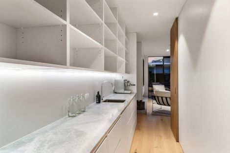 Photo of property in 155 Puriri Street, Fendalton, Christchurch, 8041