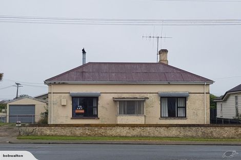 Photo of property in 100 High Street, Waimate, 7924