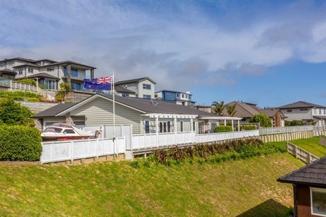Photo of property in 9 Ships Cove, Whitby, Porirua, 5024