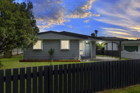 Photo of property in 7 Dunsandel Grove, Silverstream, Upper Hutt, 5019