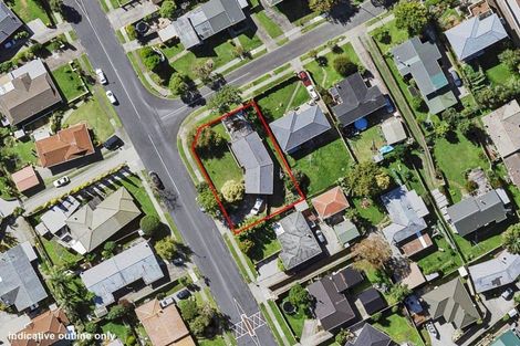 Photo of property in 2 Cheam Place, Pakuranga Heights, Auckland, 2010